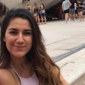 Meet your Posher, Fabiola